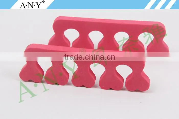 Professional Nail Art Tool Red Sponge Toe Separator Heart Shape