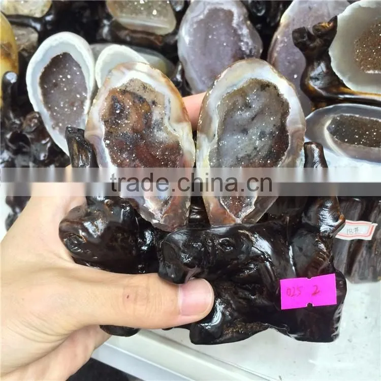 Natural Heart Shaped Two Pieces Agate Crystal Geode Small Sized Ornaments