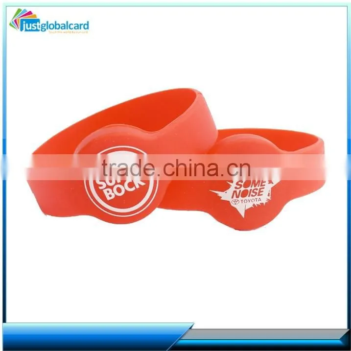 low cost Ntag213/Ntag215/Ntag216 chip Silicone/pvc/paper Proximity uhf/hf rfid wristband