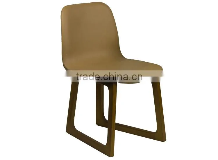 D046 cantilever chair