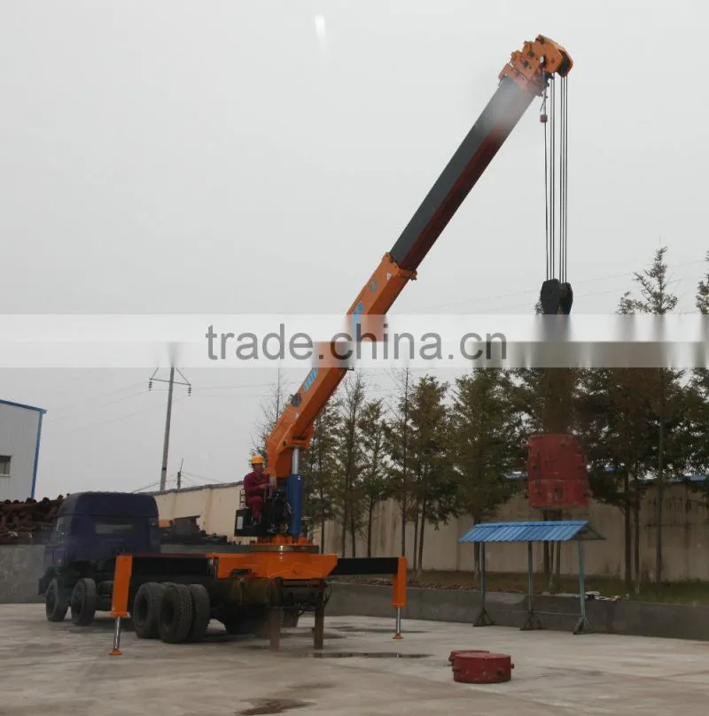 hand operated lifting equipment on truck, Model No.:SQ16S5, 16ton truck crane with telescopic booms.