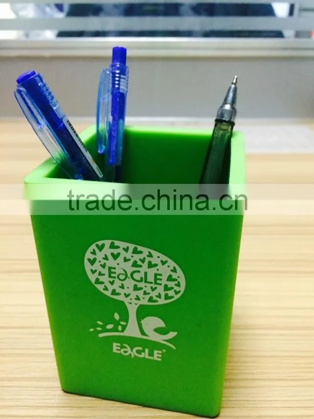 Eco-friendly Green color convinent silicone pen container/pen holders