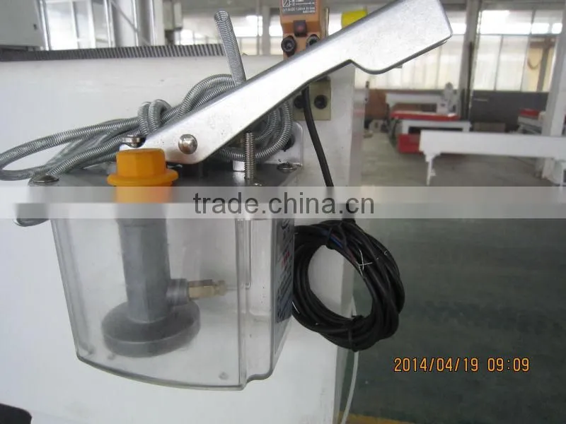 multi spindles cnc woodworking machinery price with auto tool changing
