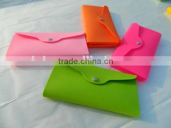 2012 new products fashion silicone wallet