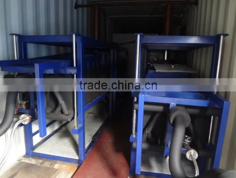 Direct evaporative automatic block ice machine