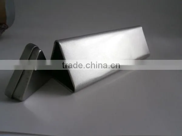 hangzhou high quality recycle triangle-shape metal tin container