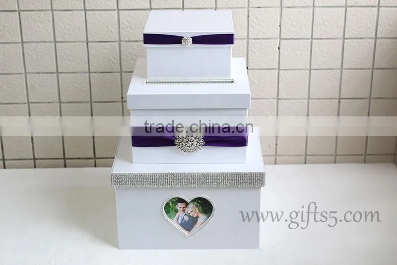 Elegant card holder with photo frame for any event