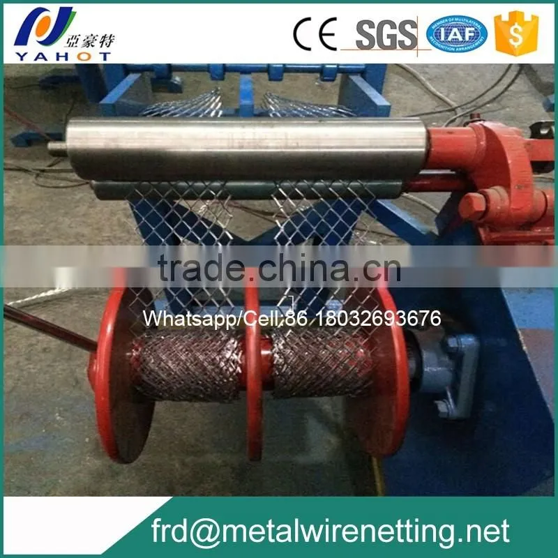 Corner angle bead punching machine