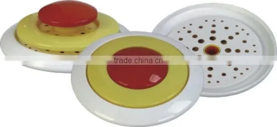 Plastic frisbee