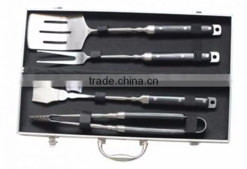 Wholesale stainless steel barbecue tool set with case