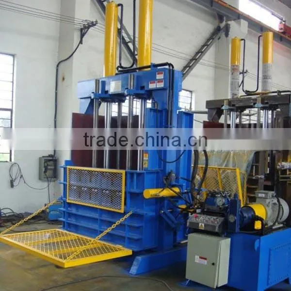 Scrap Truck Tyre Press Baler Machine