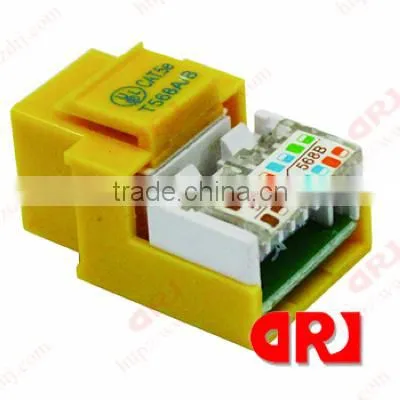 Cat5e UTP 180 Degree terminal connector