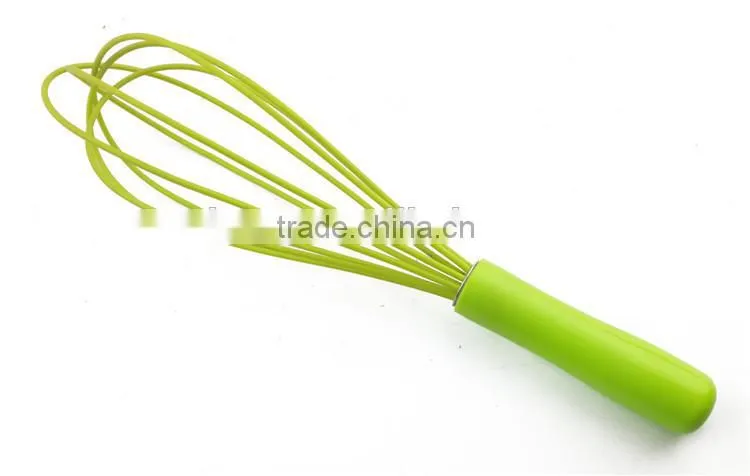 Good quality europe wooden handle whisk