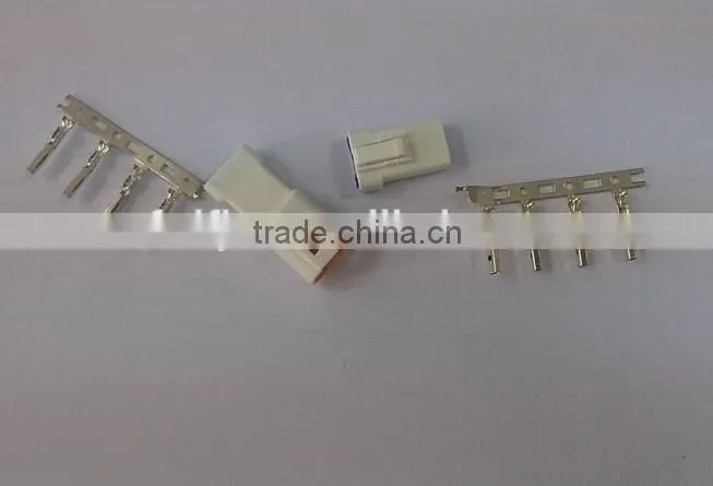 Waterproof electrical wire auto connector with 4pins