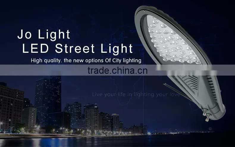 Freedom Energy Saving high performance factory price led street light empty