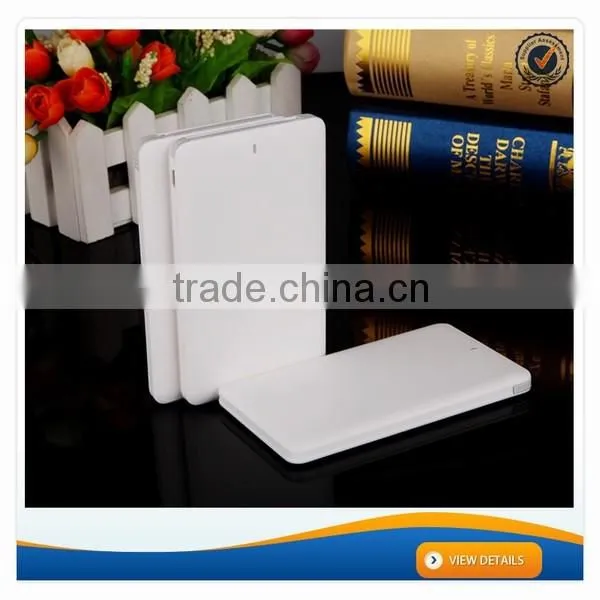 AWC808 5200mah mouse shape cute built in cable small appliance charger portable phone charger