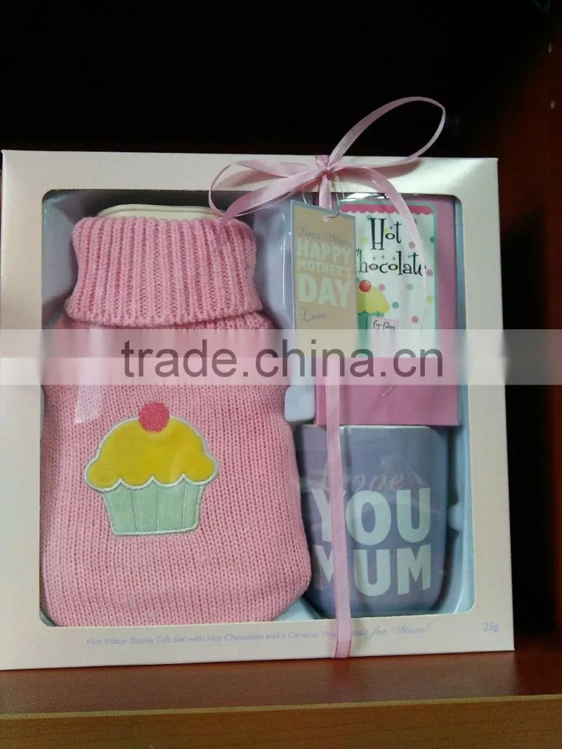 Set cup hot chocolate powder package