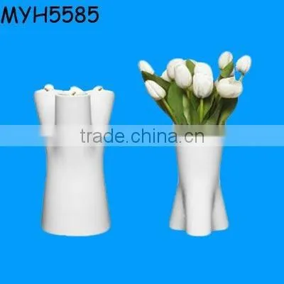 Ceramic flower vase