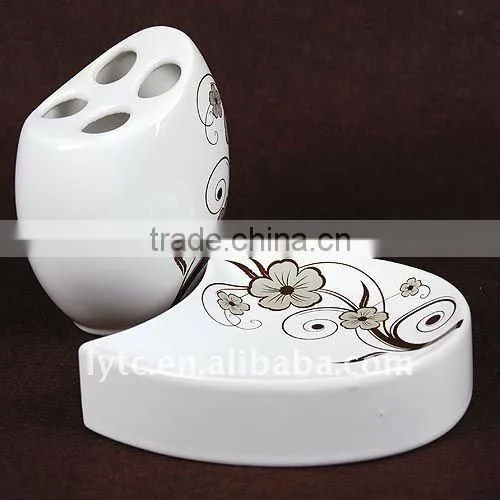 Factory direct wholesale 4pcs Ceramic bathroom set