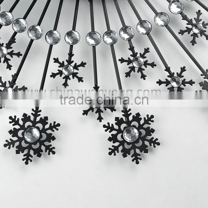 China Supplier Snow Shaped Beautiful Decorative Clock Wall Clock
