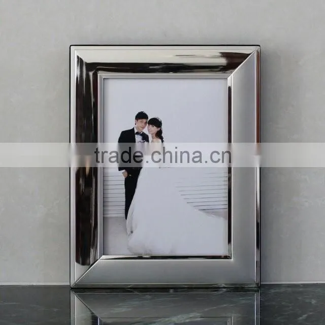High Quality Factory Selling Silver Metal Photo Frame