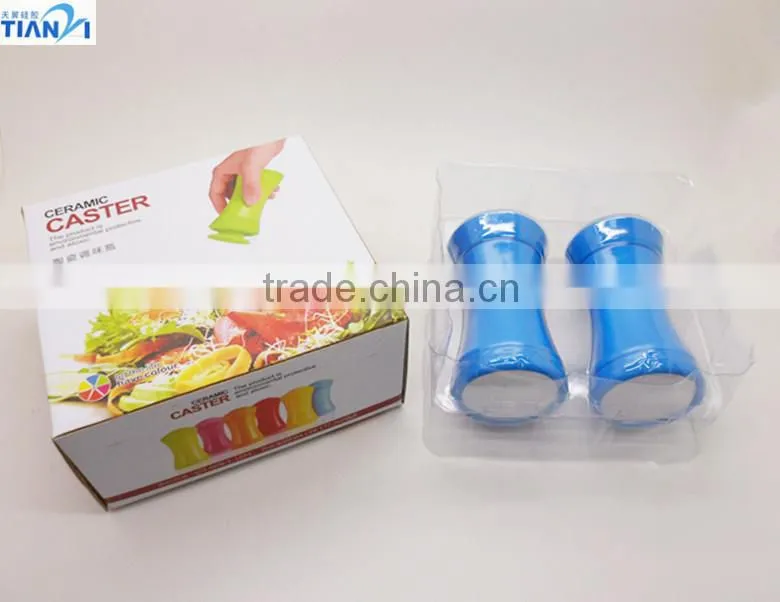 2014 newest design ceramic spice jar with silicone lid salt&paper spice shaker bottle