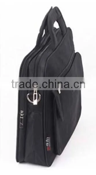 Trendy custom 600D laptop bag