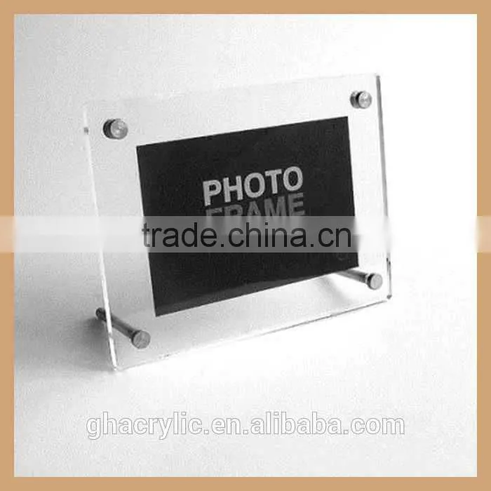 GH-P0002clear acrylic digital photo frame put on the desk