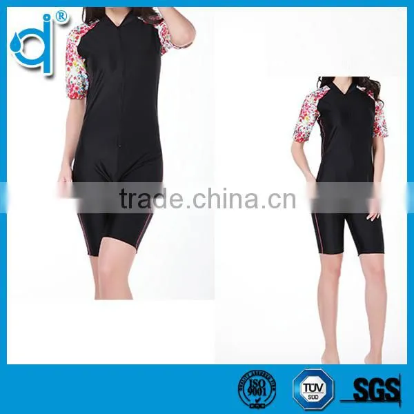 2015 New Style Customized Neoprene Surf Wetsuit