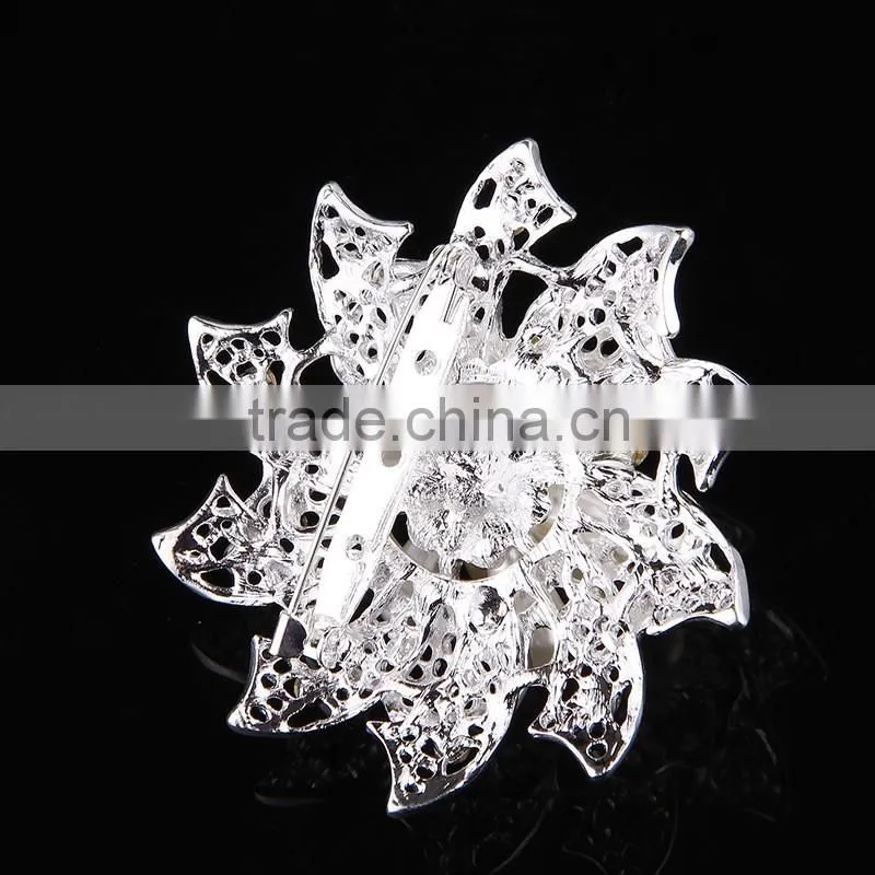 Beautiful Lots Pearl Center Brooch pin For Clothing,Flower Pearls Brooch With Beads Trim