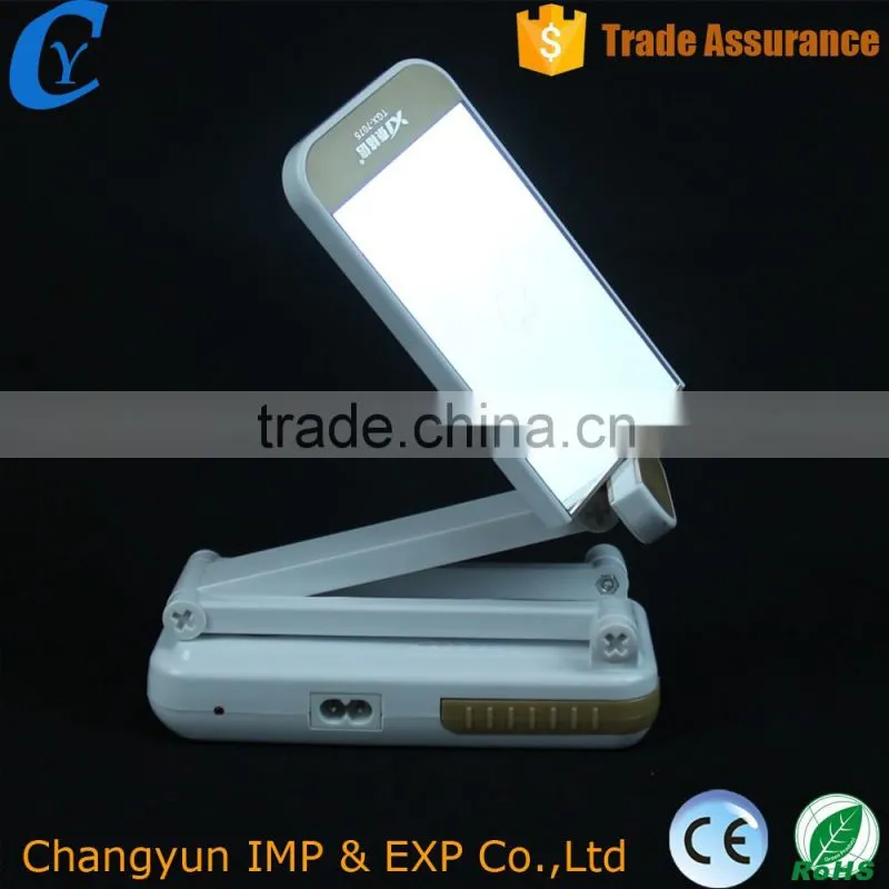 White Color And Modern Style Table SMD Plastic Cheap Lamp