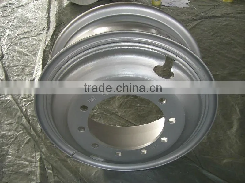 Heavy truck steel wheel