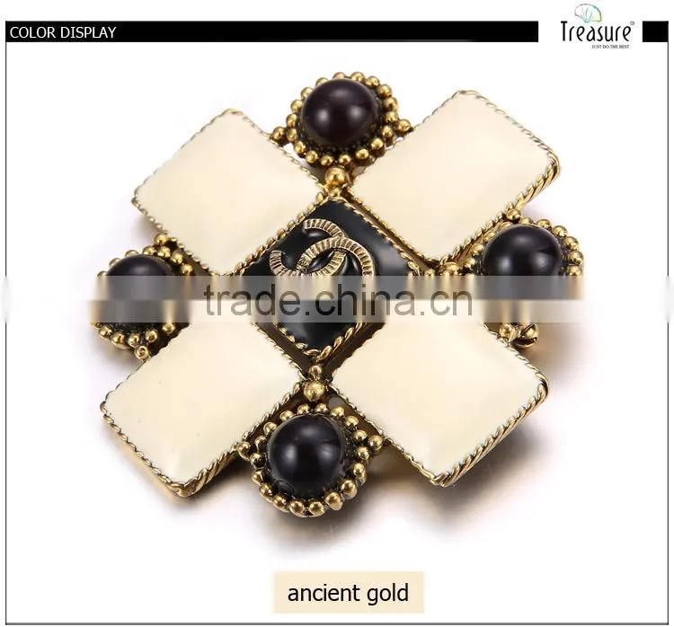 2015 latest new design brand white square oil drop and black plastic balls fashion brooch wholesale