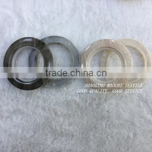 wholesale plastic eyelets rings with small plastic inside fashion rings for curtains