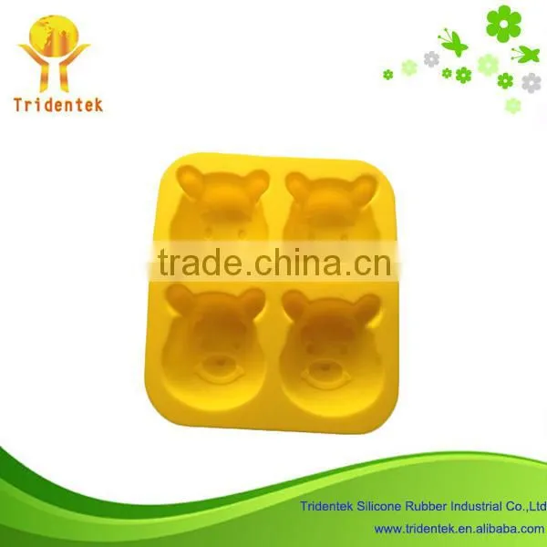Lovely And Popular 4 cup Winnie The Pooh Silicone Cake Mold