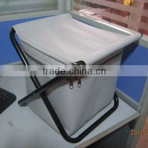 Promotional insulated cooler bag with seat VEB1001