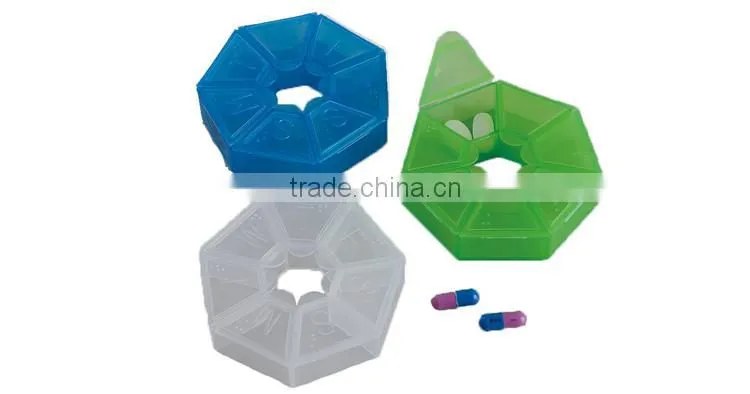 Children plastic portable round buckle up 7 day pill box