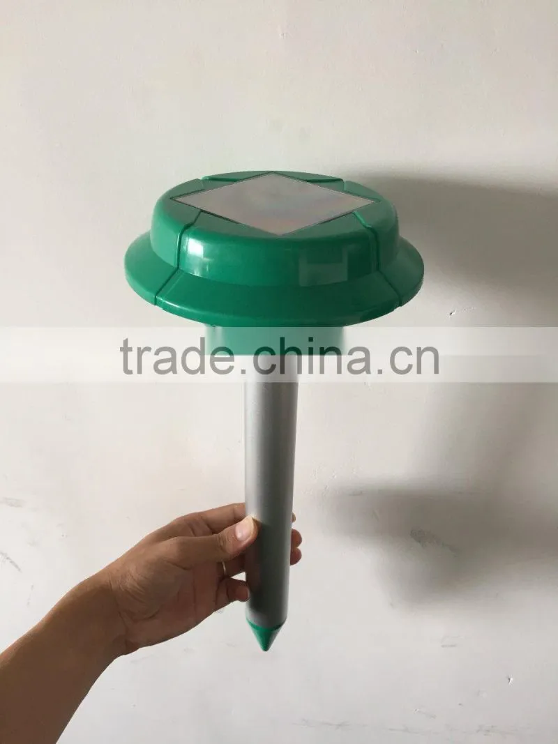 VS-312M GardenYard Poison-Ultrasonic Solar Repeller Solar Powered LED Light Mole Mouse Gopher Rodent Pest Repeller