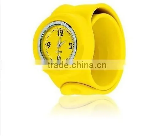 2015 hot selling silicone watch wholsale