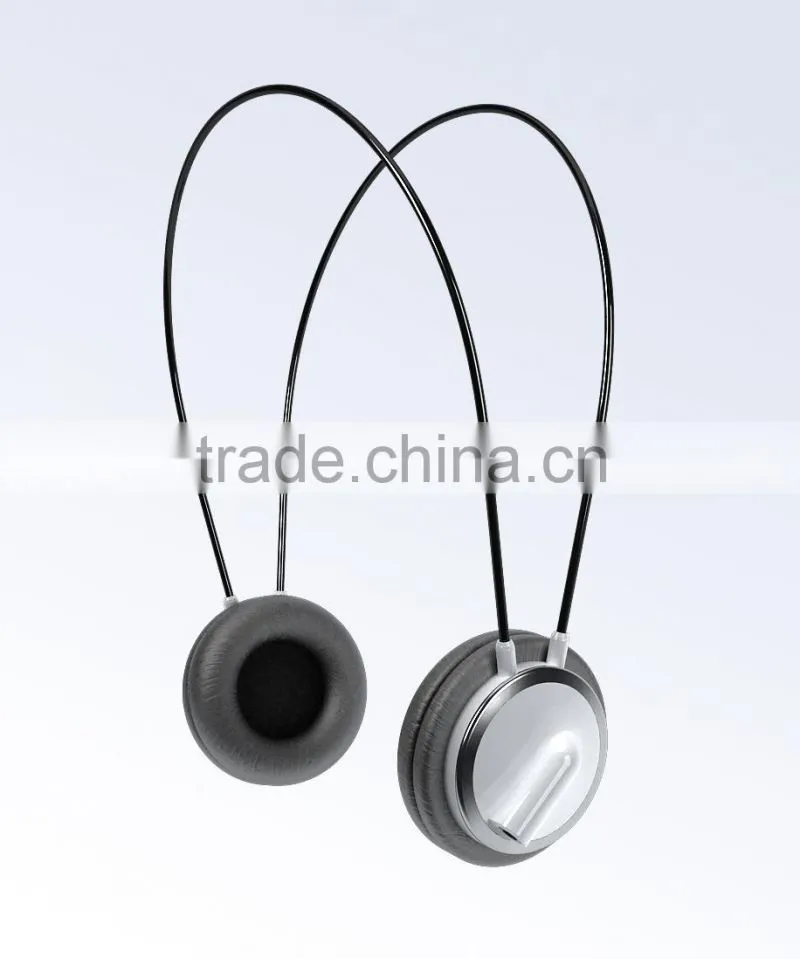 Light Weight Headphones with Detachable Speaker Detachable Mic