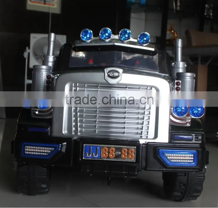 Christmas gift High quality kids ride on car with 12V battery JJ215