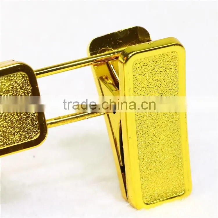 Luxury thin plastic adult hanger for pants display