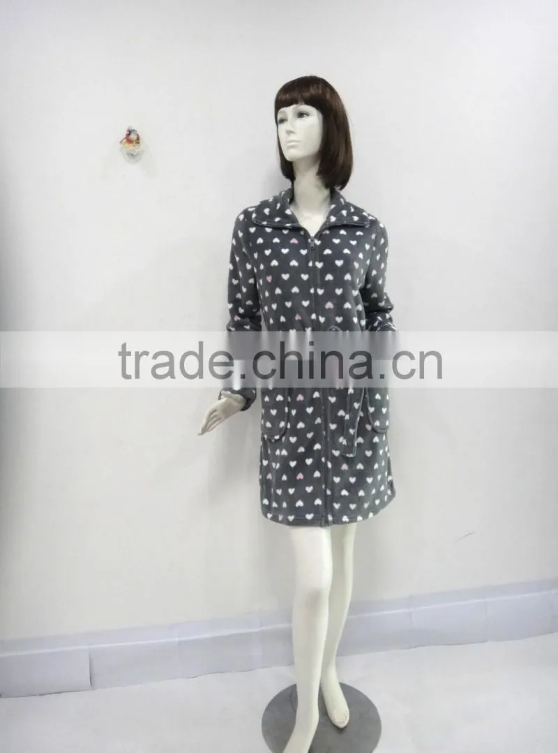Lovely bind lapel loveing heart gray robe with two big pockets woman