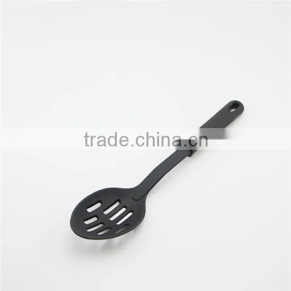 Hot sale food grade nylon kitchen utensils