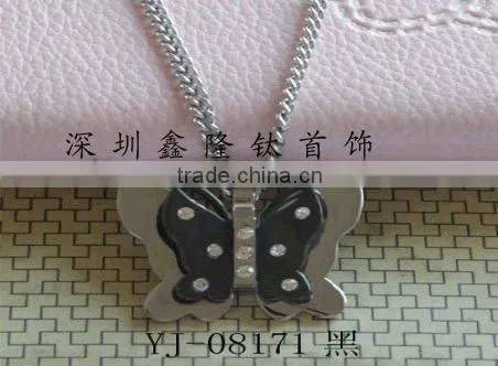 TC43 Fashion Heart-shaped Titanium Pendant Heart Pendant