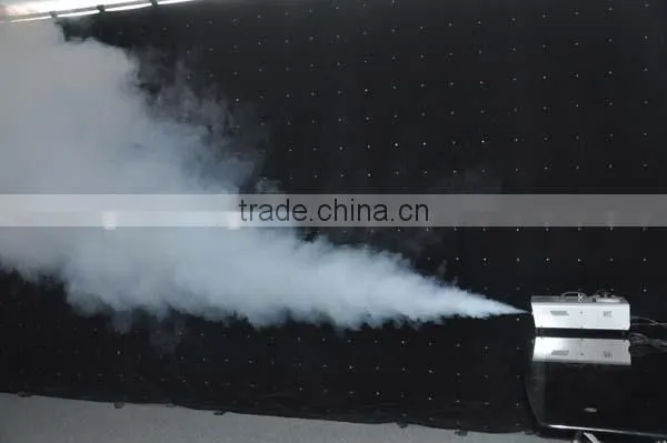 CE RoHS Disco Fog Machine Smoke Liquid Oil 2 Litre Smoke Machine 1200W