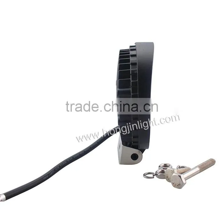 Hot sale 18W 12v led light machine Truck Waterproof IP67cheap off road lights Spot Work Light