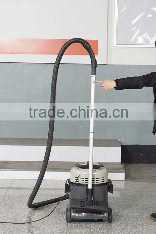 Professional water filtration vacuum cleaner
