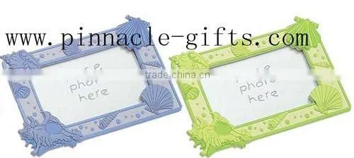 soft pvc 3D key chain photo frames