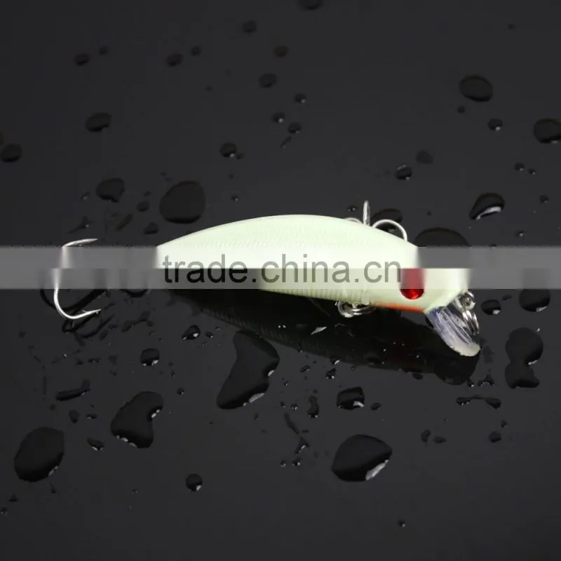 5pcs 8g / 7cm Luminous Minnow Fishing Hard Lures Crankbait Treble Hooks Set with Box